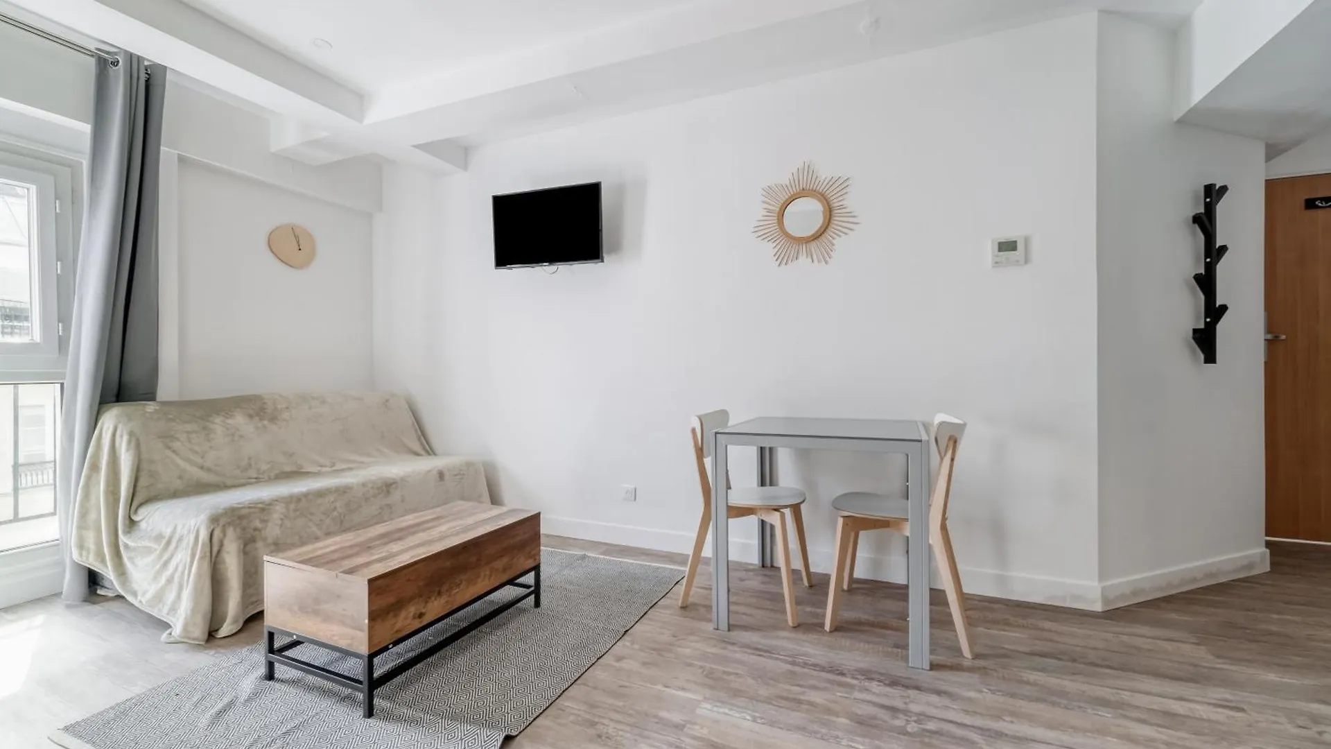 Apartman Nets - Saint Lazare Párizs