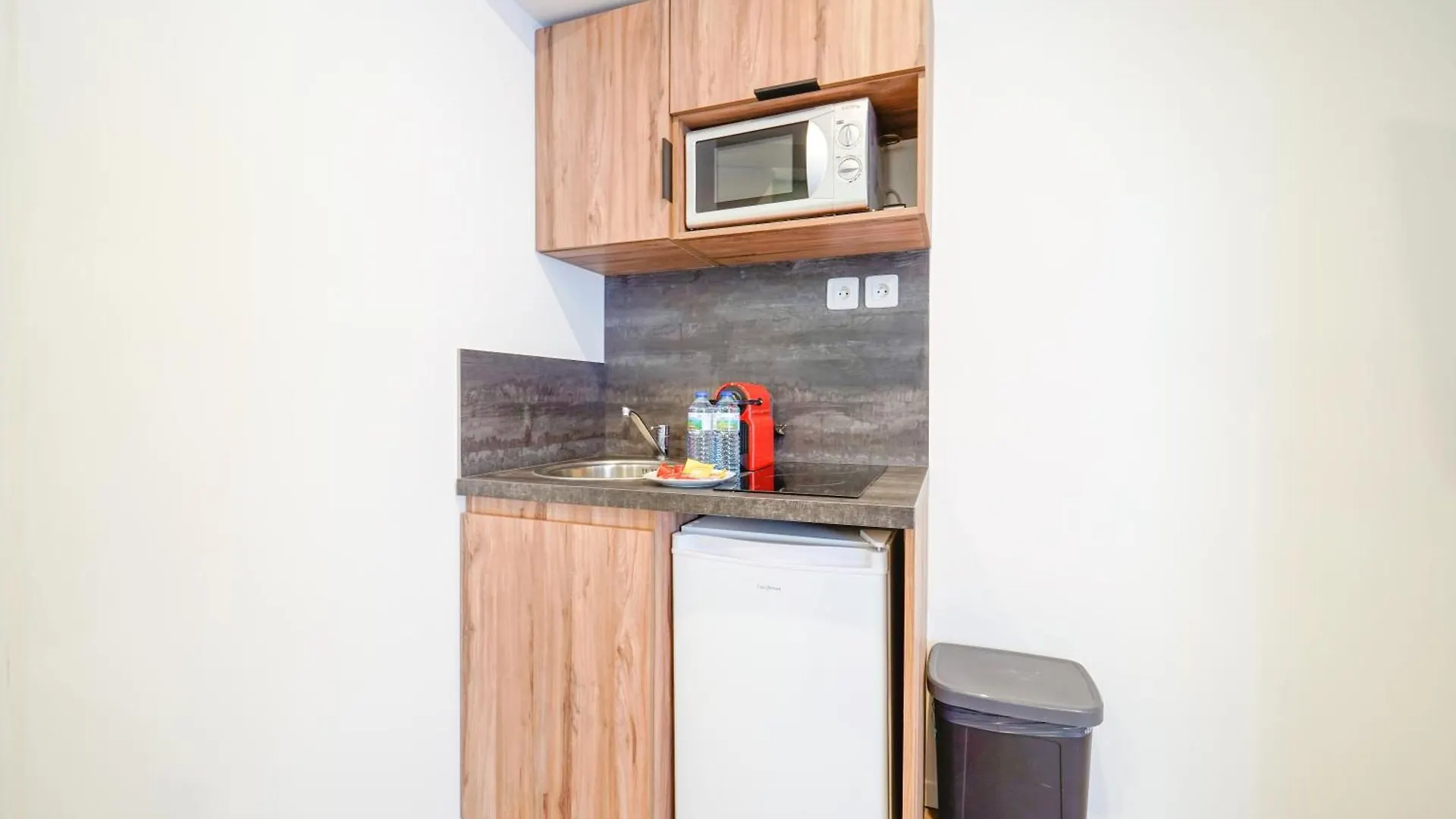 Apartment Nets - Saint Lazare *
